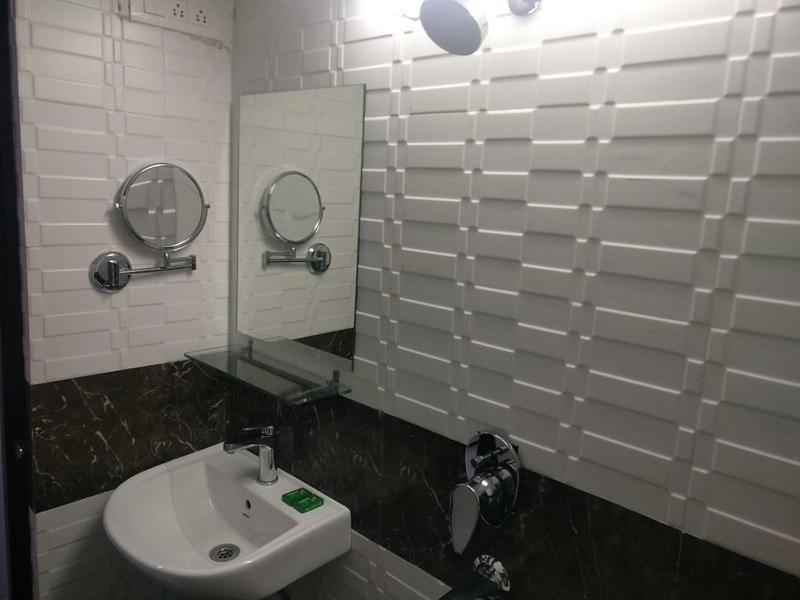 Hotel Kk Residency Наґпур Екстер'єр фото